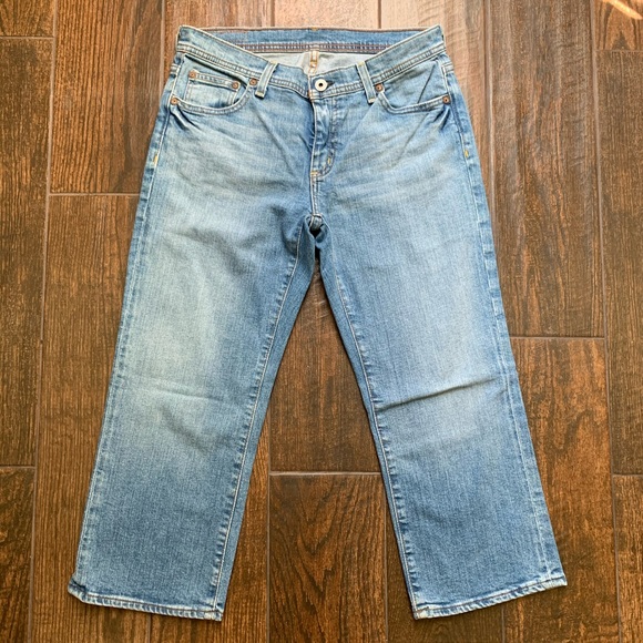Ralph Lauren Stretch Cropped Jean Light Wash 21.5” - Picture 3 of 7